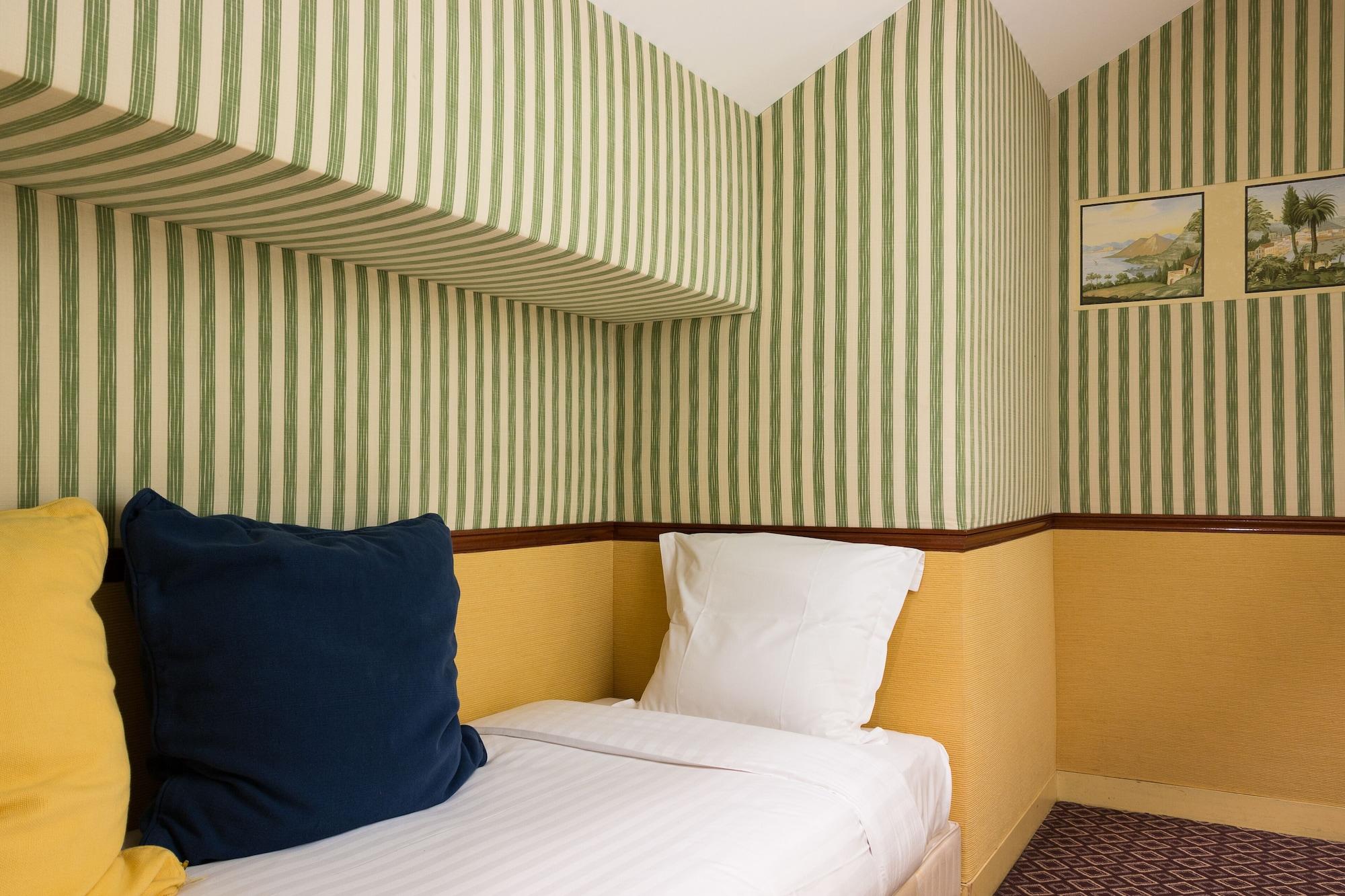 Hotel Le Relais Saint Sulpice Parigi Esterno foto