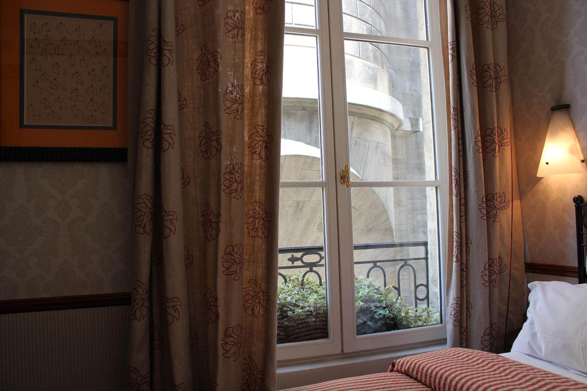 Hotel Le Relais Saint Sulpice Parigi Esterno foto