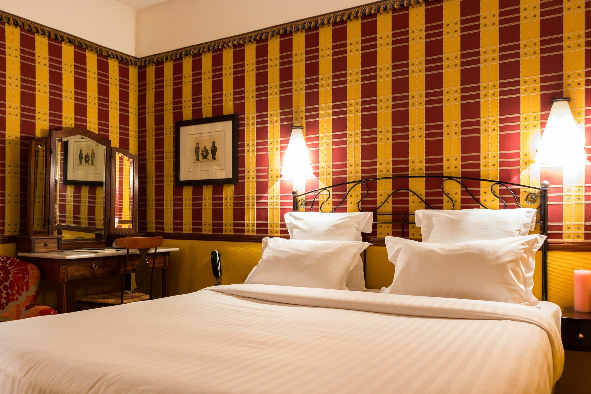 Hotel Le Relais Saint Sulpice Parigi Esterno foto