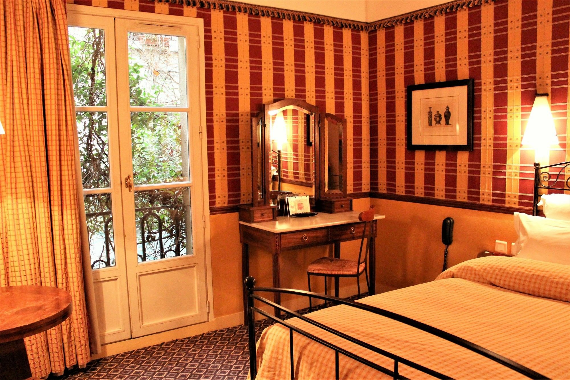 Hotel Le Relais Saint Sulpice Parigi Esterno foto